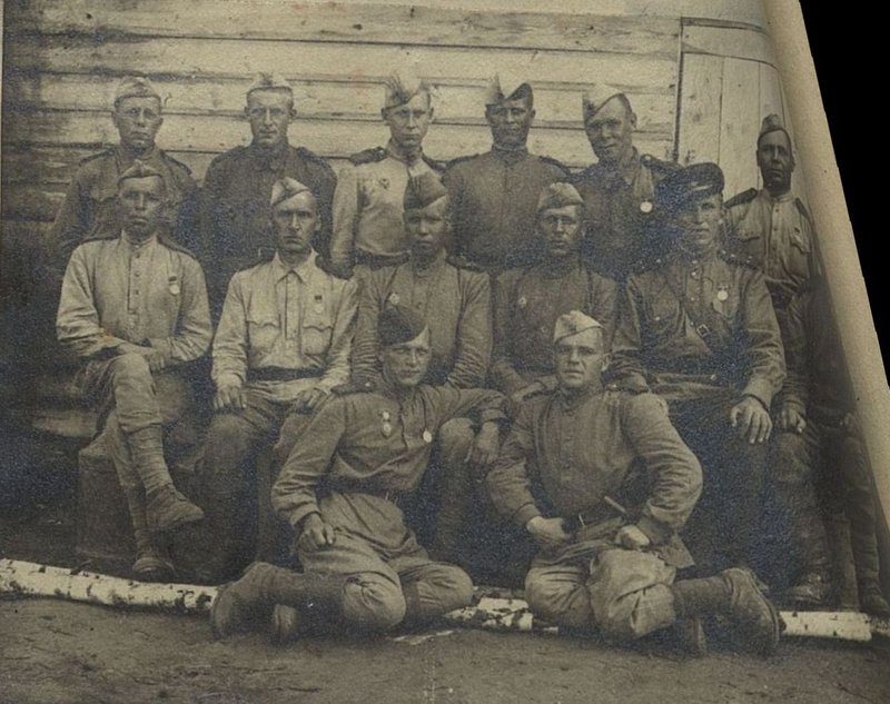 Фотография: Группа награжденных 28-87 ОШИСБ (Штурмовая инженерно-сапёрная бригада)