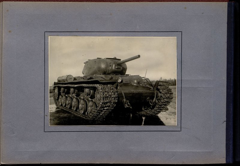 Original image: Heavy tank KV-1s