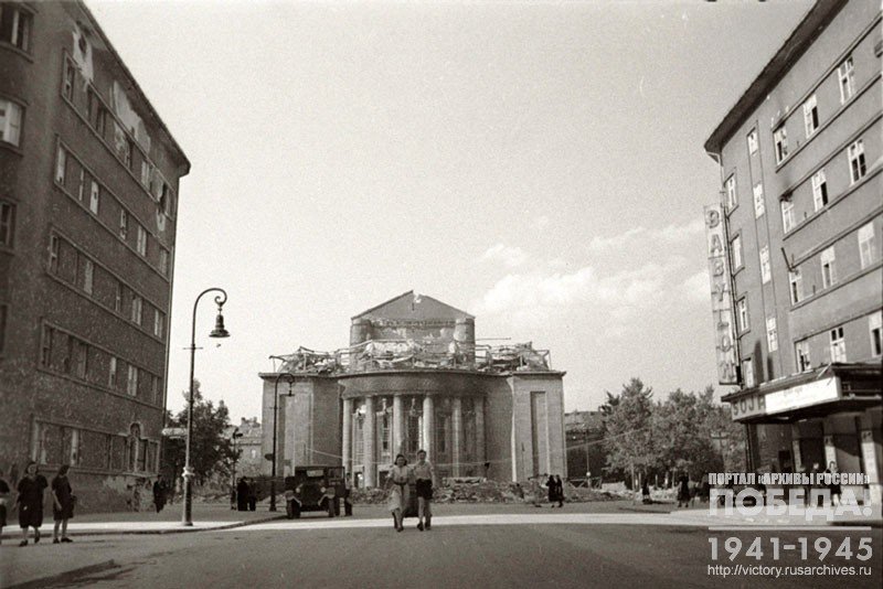 Вид разрушенного театра