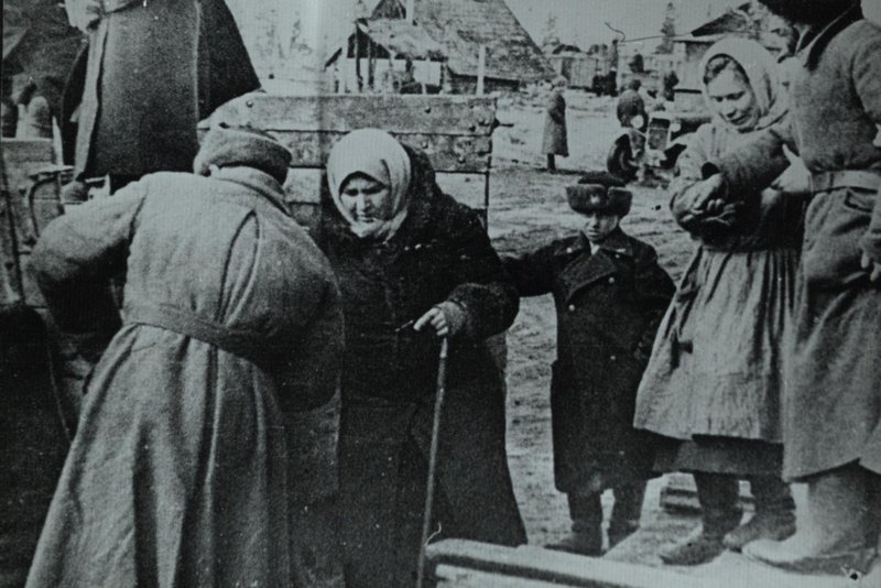 Leningrad residents evacuation to Ural