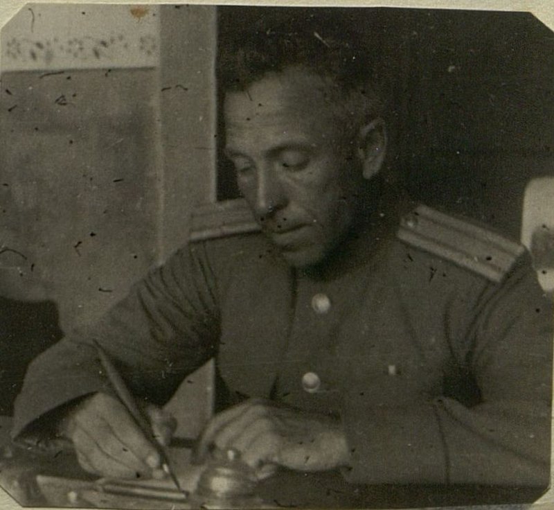 Фотография: Начальник политотдела Управления тыла подполковник Полухин П.И.