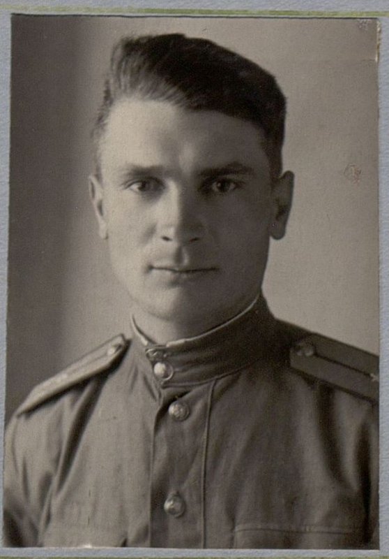 Фотография: Старший лейтенант Нарышкин А.Ф.