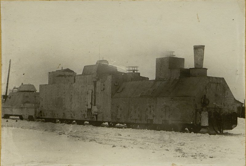 Image: General view of an armored locomotive with a team of PR-43