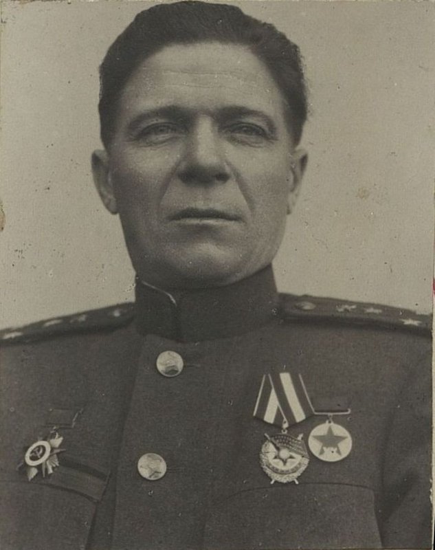 Фотография: Комбриг полковник Киселев