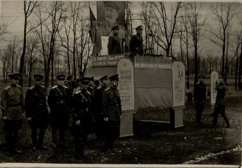 Фотография: Парад 1-го мая