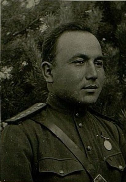 Фотография: Капитан Вахапов Гулей Заместитель командира роты по политчасти