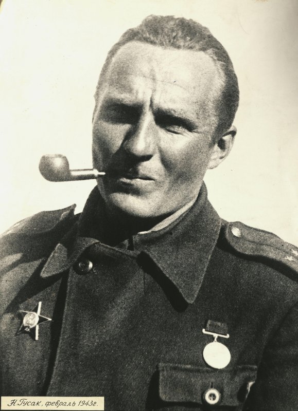 Лейтенант Николай Гусак, начальник команды, снявшей немецкие и установившей советские флаги на Западной вершине Эльбруса