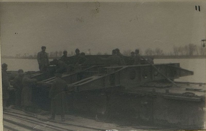 Фотография: Оснащенный понтон