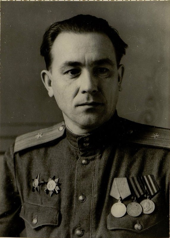 Фотография: Начальник 4 Отделения Штаба Бригады гвардии майор Макеев С.И.
