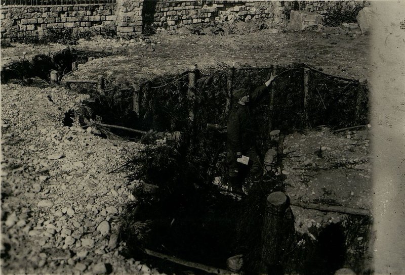 Image: Mortar trench on the eastern outskirts of Zilina