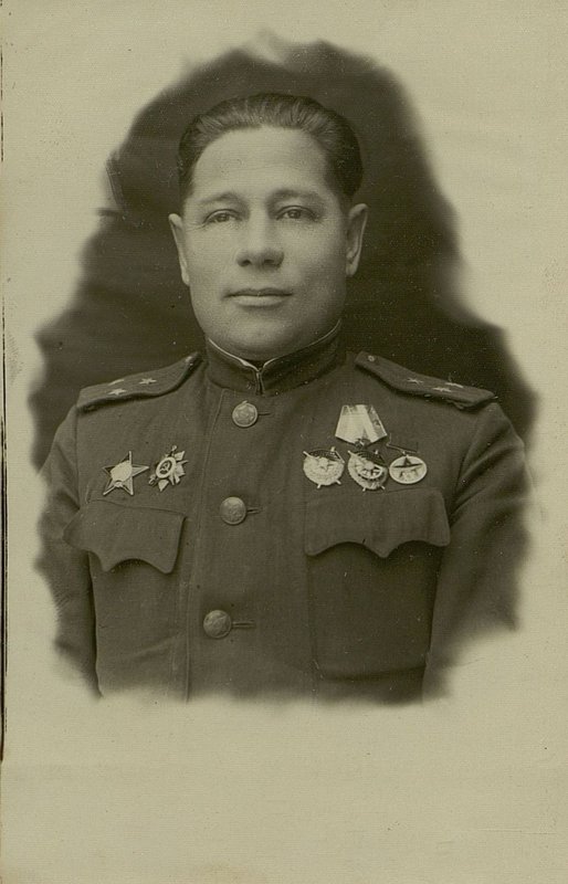 Фотография: Командир 263 стрелковой, Сивашской дивизии полковник Корнилий Георгиевич Черепанов