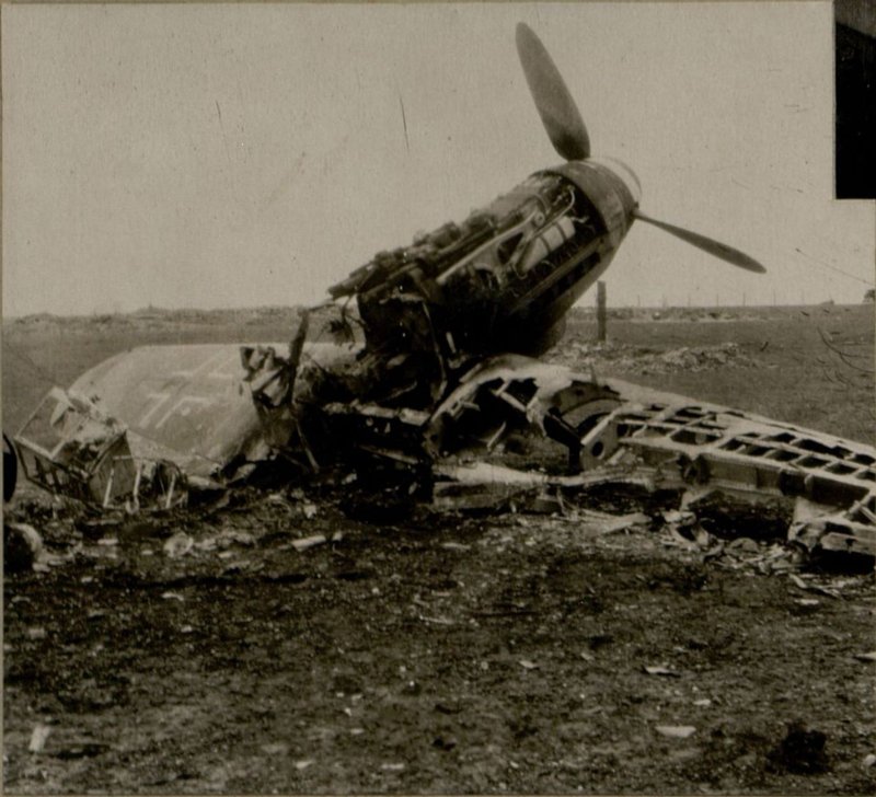 Фотография: Результаты действий нашей авиации по аэродромам Нойендорф и Нойтиф