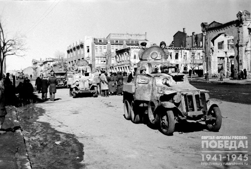 Soviet armored vehicles are heading to the front, passing through the city of Rostov-on-don