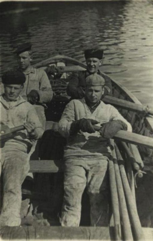 Sailors of the Pacific Fleet are returning to base. In the foreground on the right is Nikolai Mikhailovich Bushevets