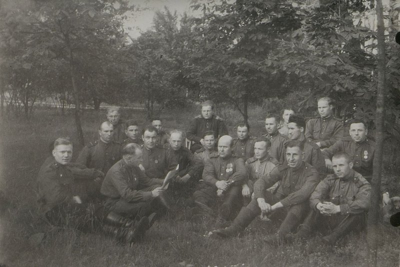Фотография: История 6 подвижной авиаремонтной базы