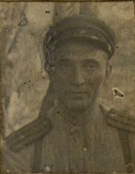 Фотография: Начальник связи полка майор Ефимов П.А. награжден орденом "Красной Звезды"