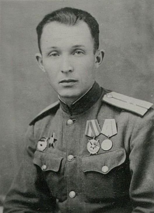 Фотография: Заместитель командира 1394 АЗАСП по строевой части Гвардии капитан Федин Иван Александрович. Пал смертью храбрых в Силезско-Одерскую операцию. 12.01.45 г.