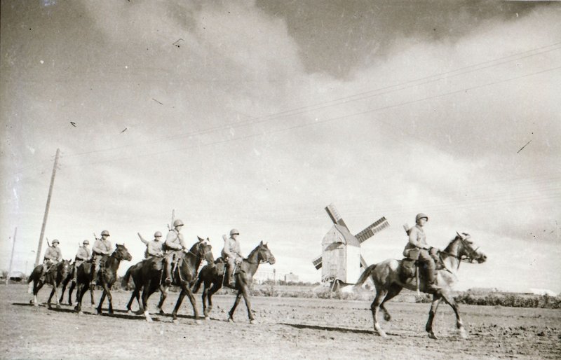 Оборона Киева. Выдвижение конного разъезда