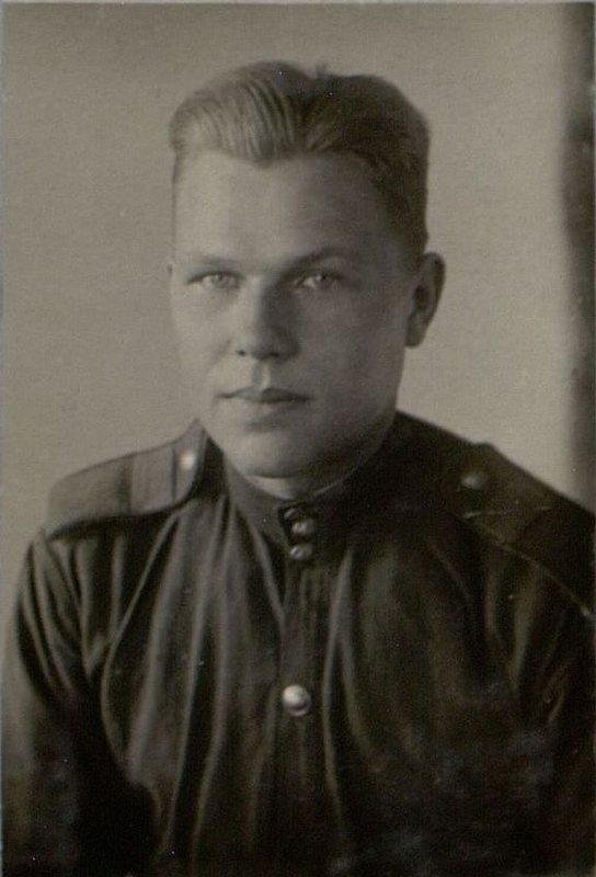 Фотография: Дубенков групкомсорг