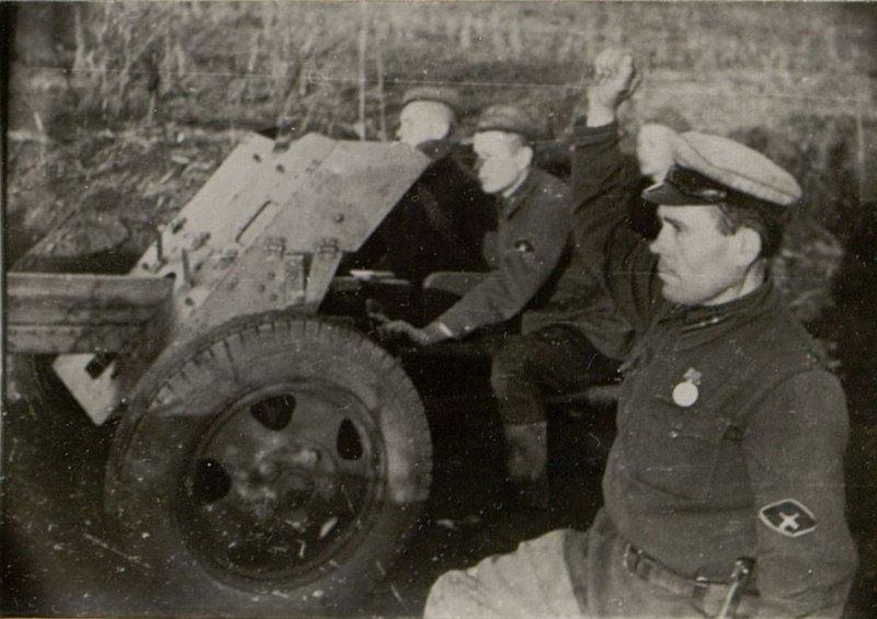 Image: Commander of the 45 mm gun crew of the 188th separate anti-tank fighter battalion, senior sergeant M.D. Kovalev.