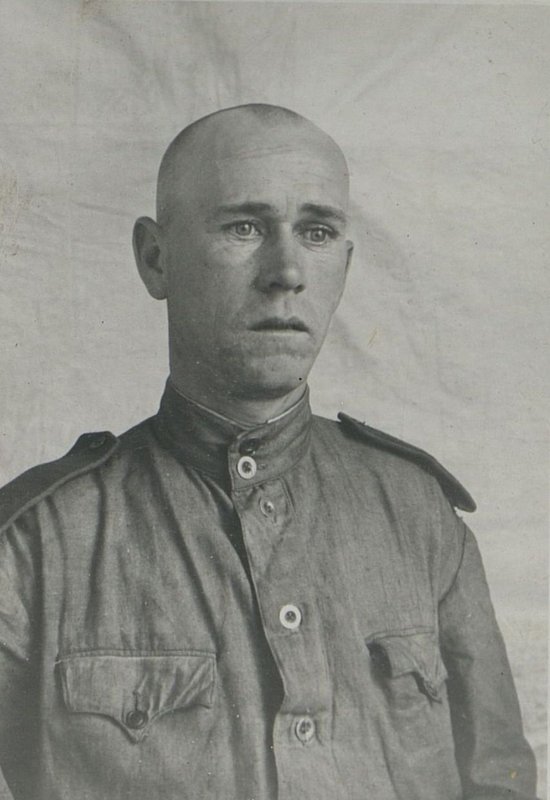 Фотография: Ефрейтор Баев шофер