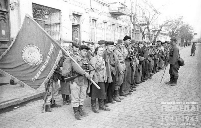 ПАРТИЗАНЫ