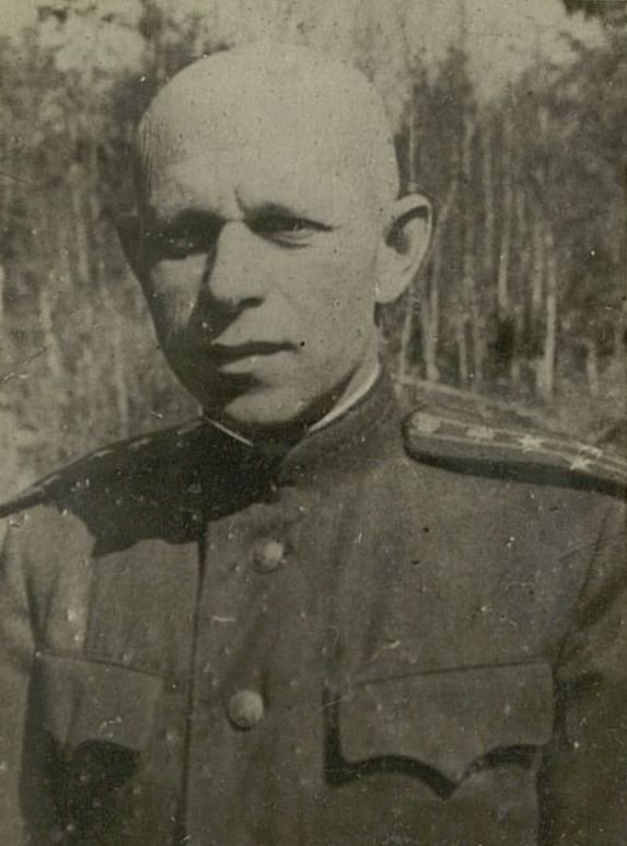 Image: Colonel Gilevsky Leonid Petrovich. Head of the Communications Department of the 34th Army