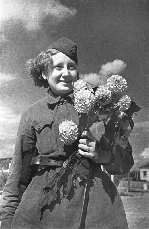 Girl with flowers (South-Western front)