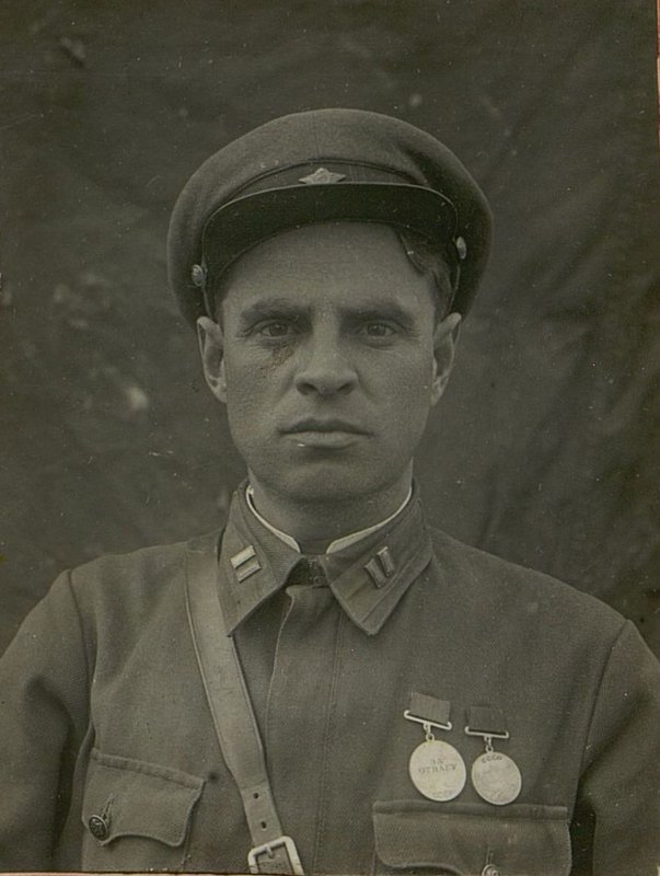 Фотография: Майор Каменцев заместитель по политчасти командира 1 дивизиона 775 артиллейского полка