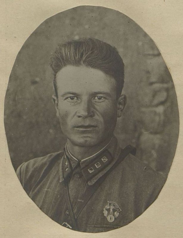 Фотография: Командир 3 стрелковой роты Свистельников Николай Павлович.