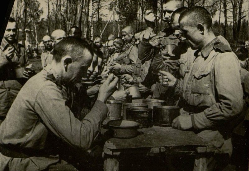 Фотография: Утро в части