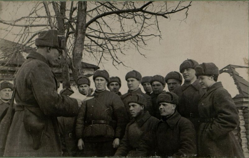 Фотография: Альбом истории 13 Армии в фото-документах