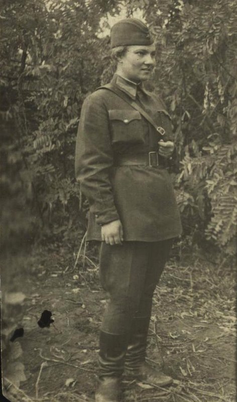 Aviation mechanic of the 46th guards air regiment of night bomber guards foreman G.A. Kashirinа