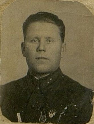 Image: Junior Lieutenant Neumoin Alexander Grigorievich Political instructor of the 5th rifle company