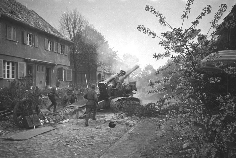 Sergeant N. Meshkov's B-4 howitzer of the 100th Howitzer Artillery Brigade fires in Berlin