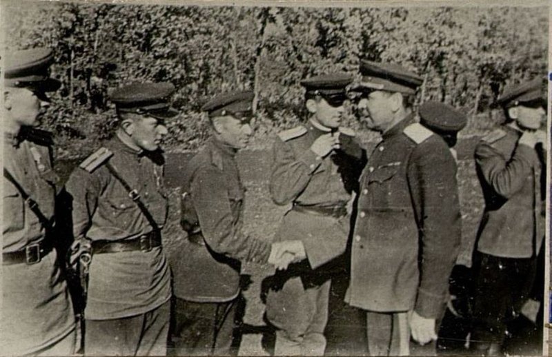 Image: Congratulations to the awarded comrades Major General Dadonov