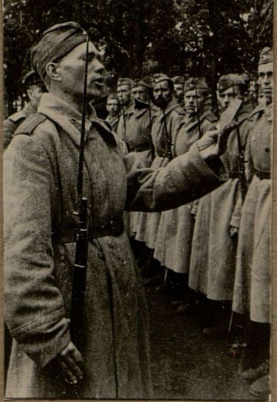 Фотография: Принятие военной присяги