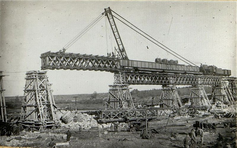 Image: Bridge over the Desna river
