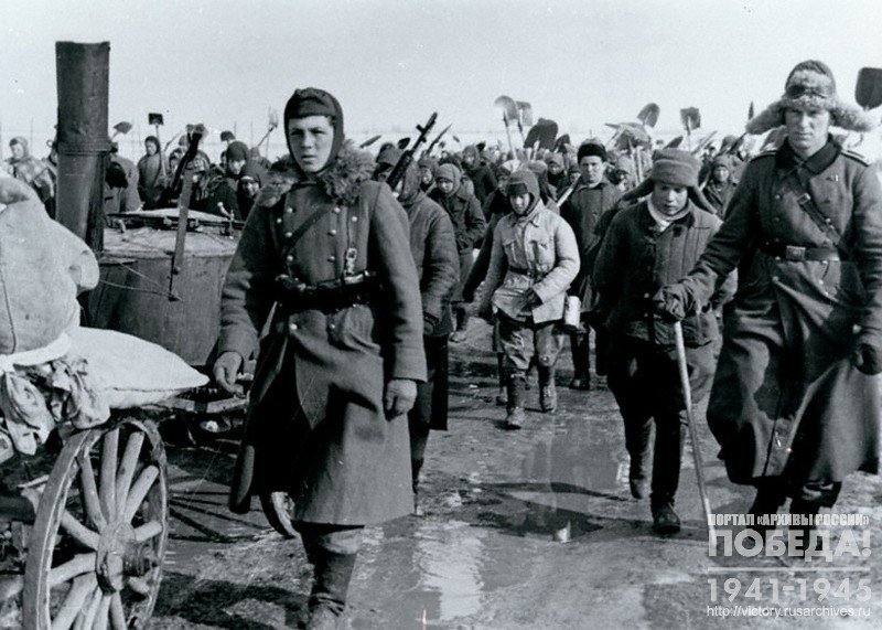 Locals of an occupied village sent to forced labour