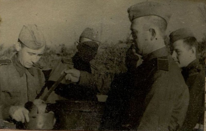Фотография: Утро в части