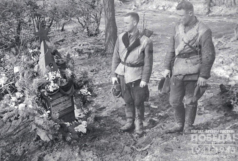 Memorial on the grave of major I.G.Nikishin