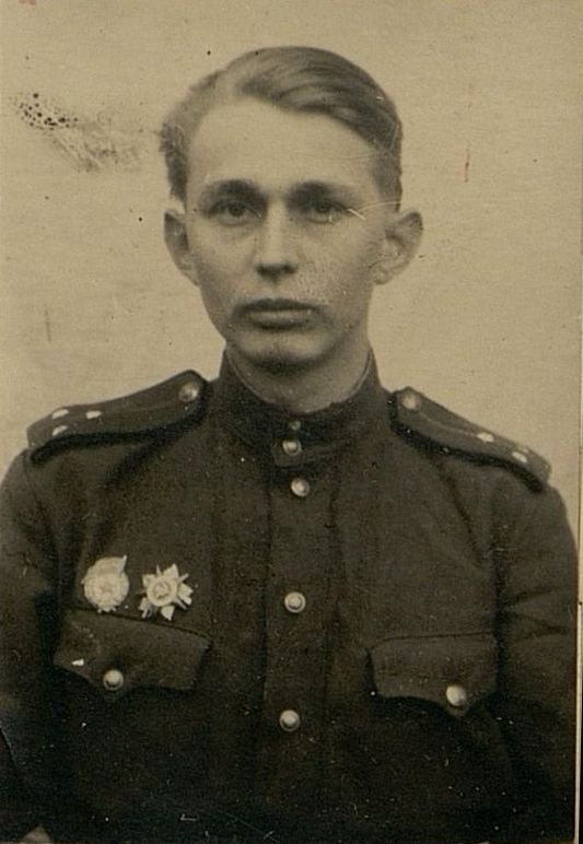 Image: Commander of the 2nd Engineering Company of the Guard Senior Lieutenant Oleg Drachuk - organizer of repelling 10 enemy attacks
