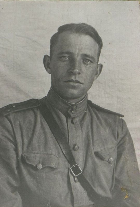 Image: Commander of the 2nd Automobile Company Senior Lieutenant Kalganov