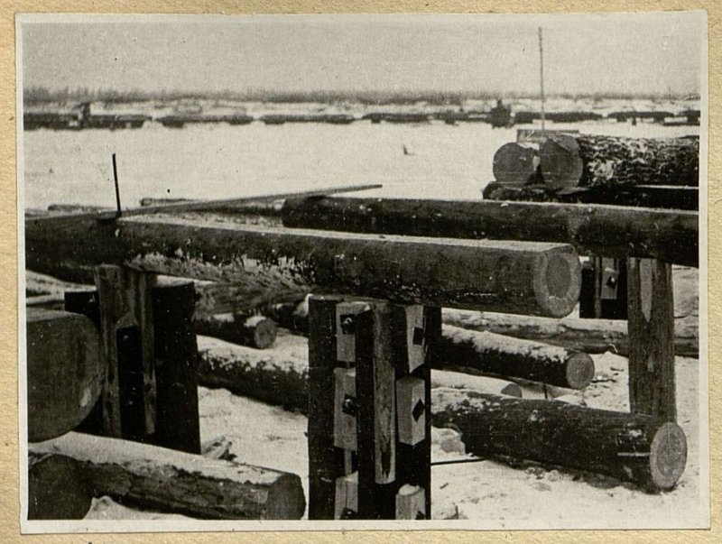 Фотография: Уложенные на сваи насадки