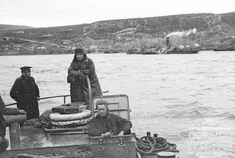 Cargo vessels of the Azov Military Flotilla off the coast of the Kerch Peninsula. 1944