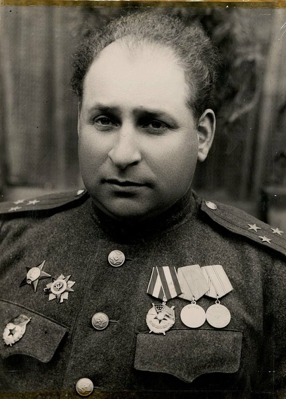 Image: Chief of Staff of the 10th Guards Rifle Budapest Corps Guard Colonel Sterin