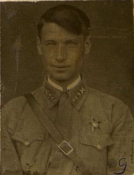 Фотография: Старший лейтенант Гончаров