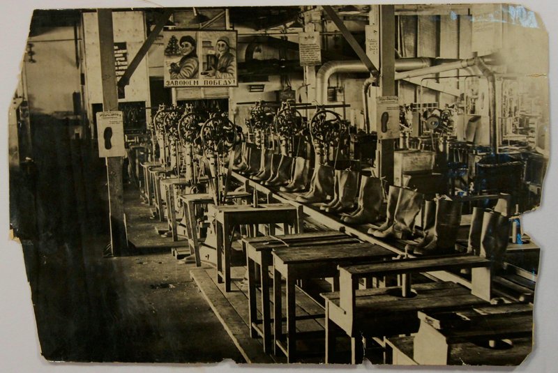Tightening section of tailoring shop #2. Plant “Spartak”. Kazan. 1941-1945