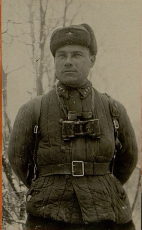 Фотография: Командир 7-й роты 591 полка старший лейтенант Г. Проворов