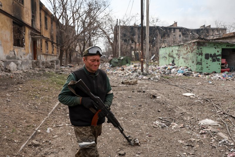 Военнослужащий в Мариуполе